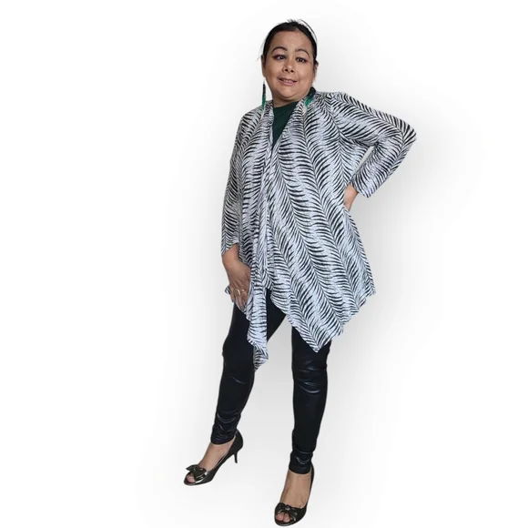 Chic Zebra Pattern Drape Cardigan - Picture 10 of 13